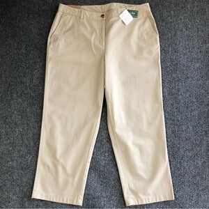 LL Bean favorite fit flat front khaki pants size 16 Petite